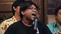 Bona Paputungan yang terkenal karena lagu Andai Ku Gayus Tambunan belakangan tak terdengar lagi namanya. Foto: dok. Istimewa