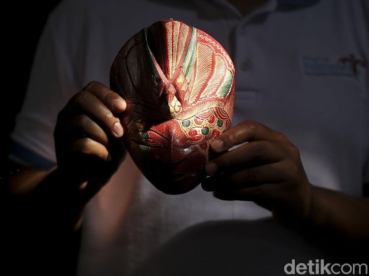 Dulu Hutan, Kini Desa Krebet Jadi Sentra Batik Kayu