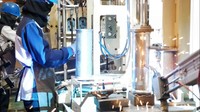 Dalam menyambut era transformasi dari internal combustion engine menuju EV di Indonesia, PT Dharma Polimetal Tbk (DRMA) mulai memproduksi komponen-komponen yang digunakan dalam kendaraan listrik.