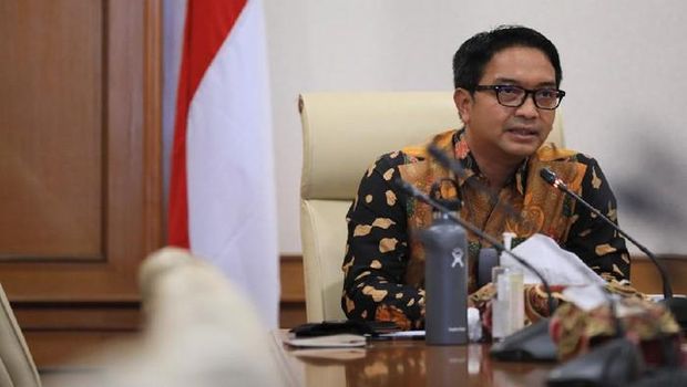 Intip Garasi Eks Dirjen Kemendagri Yang Rumahnya Digeledah Kpk