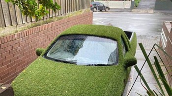 Sarung mobil yang kece nih. Foto: Brightside