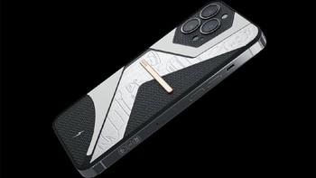 Ponsel ini merupakan iPhone 13 Pro dan iPhone 13 Pro Max yang dihiasi dengan lelehan mobil Tesla. Foto: Caviar