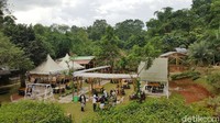 Tempat ini cocok buat pengunjung yang datang dengan keluarga.