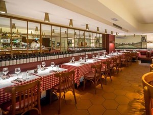 Restoran Hong Kong Mau Rogoh Kocek Rp 9 M Biayai 250 Karyawan Pulkam
