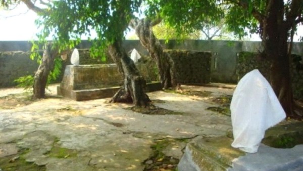 Gina Wild pornosini tomosha qiling Mast xotini bilan birinchi marta eshakda porno