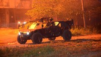 Latihan perang ini menggunakaan alutsista TNI AL mulai pesawat Casa, Helly Bell, Tank Amfibi, BMP 4, Howitzer, Meriam 105, kendaraan taktis P6 Atav, dan kendaraan tempur Marinir lainnya.