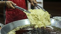 Tempe mendoan dengan cita rasa asli hanya dapat ditemukan di Kabupaten Banyumas.