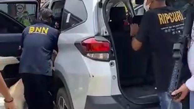 penyergapan narkoba di tol waru gunung