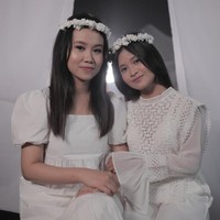 Rilis video musik sekaligus cover lagu berjudul Kemarin milik Seventeen, adik kandung mendiang Vanessa Angel pun jadi sorotan. Tak sedikit netizen yang tampak tidak setuju dan memberikan komentar bernada sindiran. Foto: Instagram/@puput_soedrajat