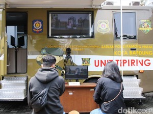 Satpol PP Kota Bandung Jaring 21 Pasangan Mesum-PSK