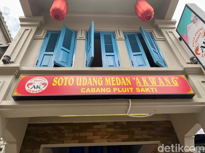 Mantap Betul! Soto Medan Ini Berisi Udang Windu dan Galah Jumbo
