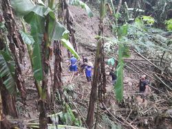 6 Wisatawan Jadi Korban Tanah Longsor di Sungai Gianyar, 2 Tewas-1 Hilang
