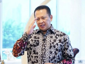 Transisi Energi dan Memulihkan Keseimbangan Lingkungan Hidup