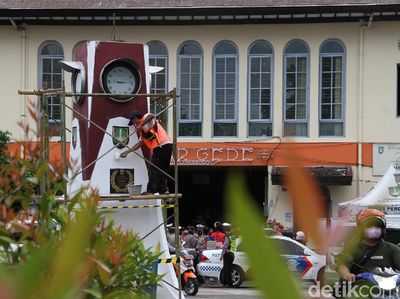 Upaya Mempercantik Tugu Jam Pasar Gede Solo