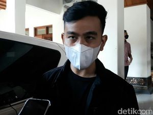 Peringatan Gibran ke Cahyo Perusak Flyover Purwosari: Titenono!