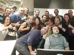 18 Foto Lucu Orang yang Ketiduran, Kalian Pernah Mengalaminya?