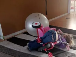 18 Foto Lucu Orang yang Ketiduran, Kalian Pernah Mengalaminya?