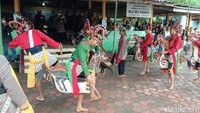 Ada juga festival budaya Jolenan Somongari yang dilaksanakan setiap dua tahun sekali. Seru sekali! (Rinto Heksantoro/detikTravel)