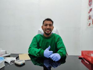 Dokter di Depok Ini Viral! Dibayar Sukarela, Pakai Sayuran Pun Tak Apa