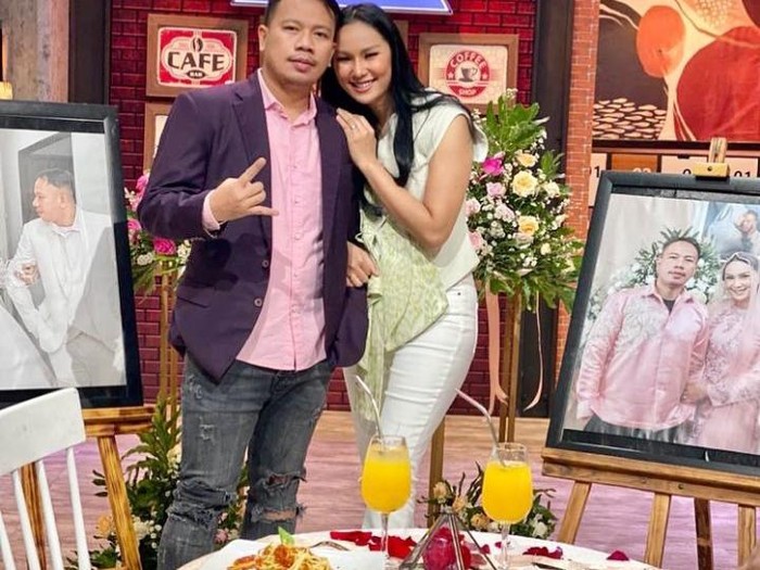 Kalina Octaranny Hobi Makan Bareng Keluarga, Ini Momennya