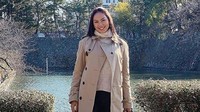 Kalina Ocktaranny mengaku saat itu dirinya tengah dalam perjalanan menuju tempat fitting baju di kawasan Petojo. Nahas, mobil yang ditumpanginya tiba-tiba ditabrak oleh mobil box dari arah samping kanan. Foto: Instagram/kalinaocktaranny
