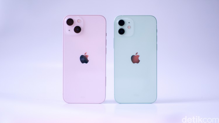 iPhone 13 iPhone 13