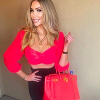 Dia mengaku bahwa memiliki banyak kenangan di Playboy Mansion. Meski begitu dia harus mentaati berbagai aturan. Foto: dok. Instagram