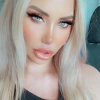 “Aku sering melihat banyak selebriti bercinta di sana dan aku berpartisipasi di sana juga,” kata Jenna. “Di salah satu pesta aku melihat Angelina Jolie, Tommy Lee, Pamela Anderson, Dennis Rodman. Pesta pada saat itu sangat gila,” tambahnya.Foto: dok. Instagram