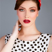 Miss Universe Argentina 2021 ini dibesarkan ibunya yang menjadi single parent. Ayahnya meninggalkan keluarga saat Julie berusia dua tahun. Foto: Dok. Instagram @juliegarcia