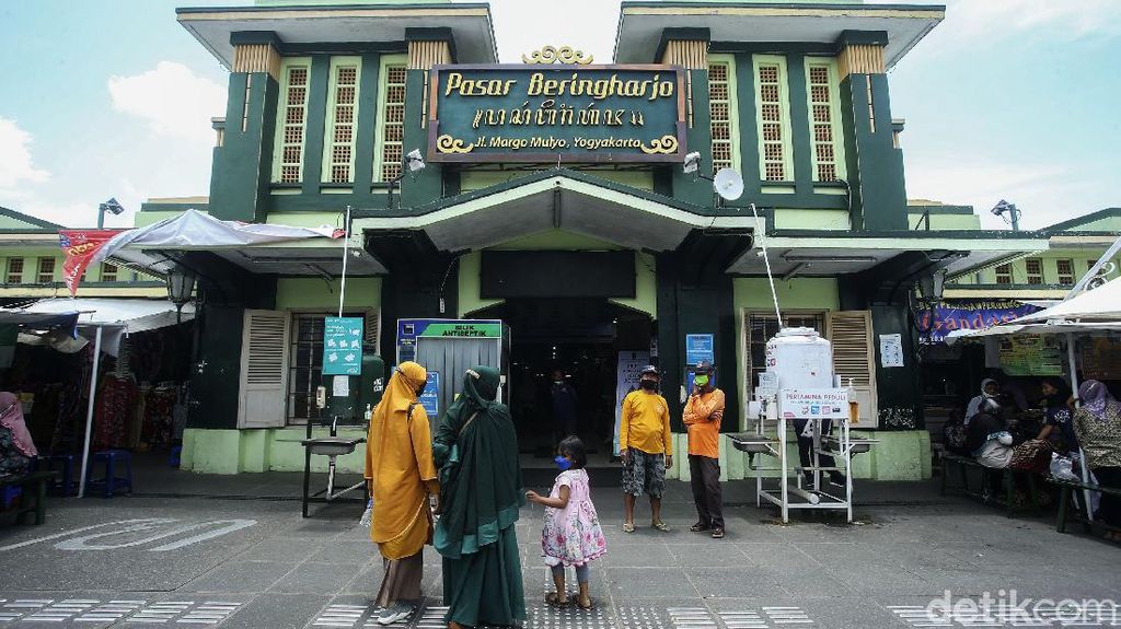 5 Kuliner Legendaris Jogja Kumpul di Pasar Beringharjo