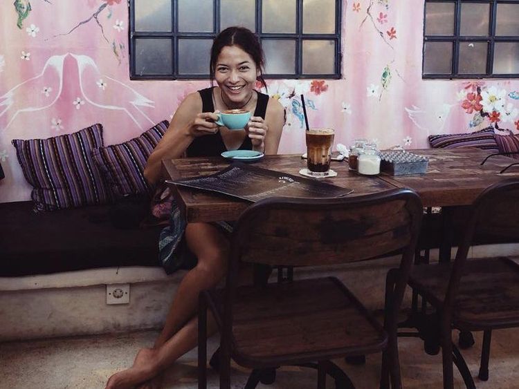 Putri Marino Pemeran Kinan Layangan Putus Ternyata Doyan Ngopi