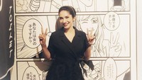 Penampilan Vira Yuniar yang pernah menjadi nenek di Cinta Fitri. Foto: Instagram Vira Yuniar