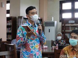 Gibran Bikin Perda Drainase, Bangunan Tutupi Saluran Siap-siap Dibongkar