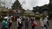 Jumlah kunjungan wisatawan pada bulan November 2021 di objek wisata tersebut mengalami peningkatan dengan rata-rata 450 orang per hari.