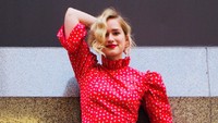 Elizabeth Lail berada di posisi keempat. Ia dikenal lewat serial ABC fantasy, Once Upon a Time. Foto: dok instagram