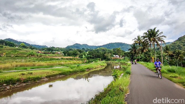 Jalur Gowes Intake Kalibawang Kulon Progo Jalur Gowes Intake Kalibawang Kulon Progo
