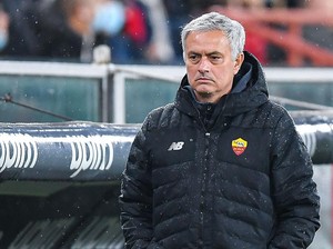 Roma Krisis Gelandang, Ini Rencana Mourinho