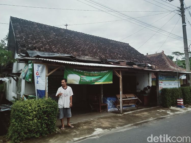 Mengunjungi Rumah Masa Kecil Dono Warkop di Jalan Garuda