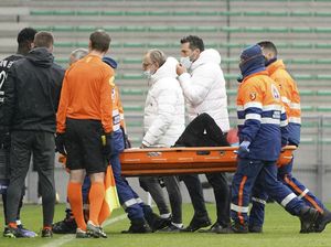 Duh, Aduh...Neymar Alami Cedera Horor