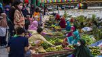 Objek Wisata Pasar Apung Banjarmasin Buka Lagi
