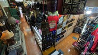Suasana lorong demi lorong di Pasar Ular tampak sepi, Minggu (28/11/2021).
