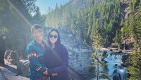 Dalam jepretan yang diunggah, Edison Chen selalu tampak mengenakan pakaian yang kasual. Foto: @edcee3000/ Instagram