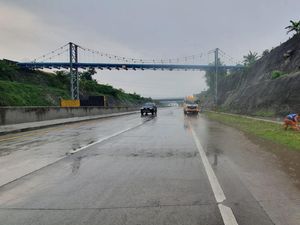Pascalongsor, Tol Pandaan-Malang di KM 78 Hanya Dibuka Satu Lajur