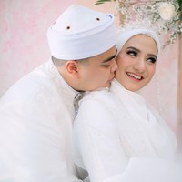 Nadzira Shafa melalui Instagram Story miliknya sempat memperlihatkan ketika Ameer dibawa ke ruang ICU. Kondisi Ameer sendiri sebelumnya sempat membaik dan sudah bisa bangun dari tempat tidur. Namun ternyata takdir berkata lain, pada Senin (29/11/21) Ameer akhirnya menghembuskan napasnya yang terakhir. Foto: Instagram/@ameer_azzikra