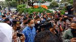 Tengok Lagi Momen Anies Dengarkan Curhat Buruh Sebelum Naikkan UMP DKI