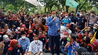 Diketahui, UMP DKI Rp 4,64 juta ini berlaku per 1 Januari 2022. Berlaku untuk pekerja yang mempunyai masa kerja kurang dari satu tahun. (Rakha/detikcom).