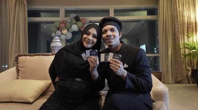 Aurel Hermansyah tengah mengandung buah hati pertamanya dari Atta Halilintar. Dia sedang menikmati masa-masa indah kehamilan. Usia kandungannya telah memasuki tujuh bulan. Foto: Dok. Instagram @aurelie.hermansyah.