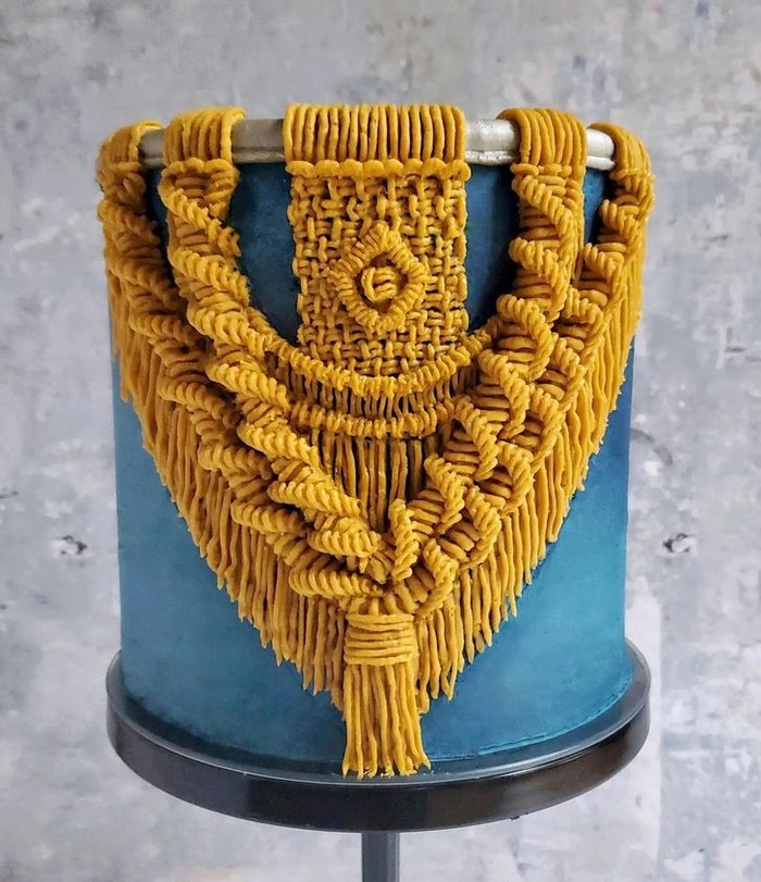 Galeri Kue Cantik! Kue-Kue Ini Dihias Seperti Menggunakan Rajutan Tangan Asli