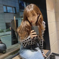 Sebelum menjajal dunia akting, Hwang Se On aktif sebagai model. Wanita kelahiran Selandia Baru, 4 Agustus 1994 ini sempat berada di bawah naungan agensi ESteem. Foto: dok. Instagram seonihwang