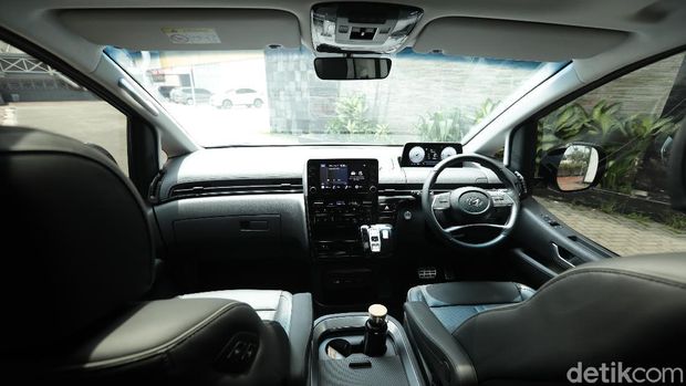 Hyundai Staria Signature 9 Hyundai Staria Signature 9